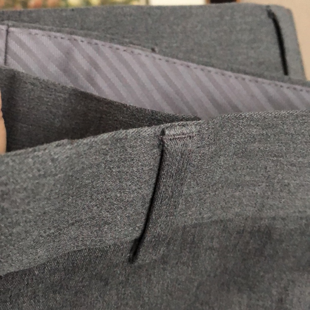 Men’s Express Producer Dress Slacks - 30/32 - Picture 6 of 6